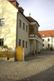 Neue Häuser im historischen Stil in Altübigau 6 Neue Häuser im historischen Stil in Altübigau 6