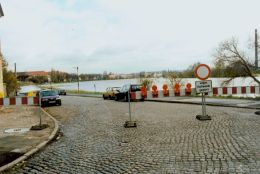 ... und bleibt bis zum 6.11.98 wegen Hochwasser gesperrt