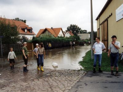 2002 08 scharfenberger 2002 08 scharfenberger