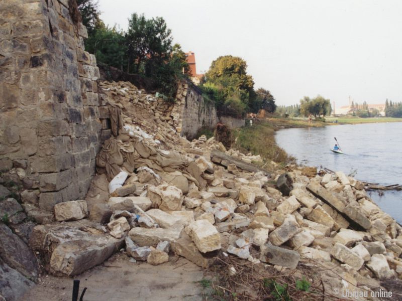 2002 ufermauer 2002 ufermauer