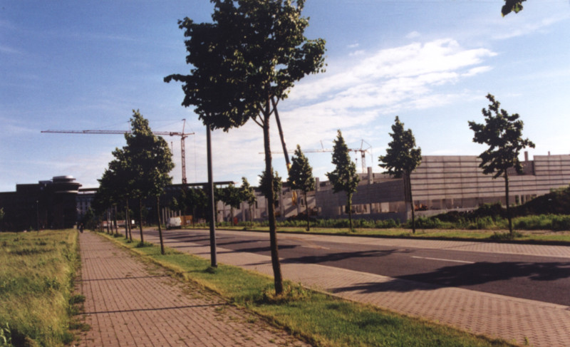 Hier ein Bild vom Mai 2002, rechts die Baustelle (Foto: F. Philipp)