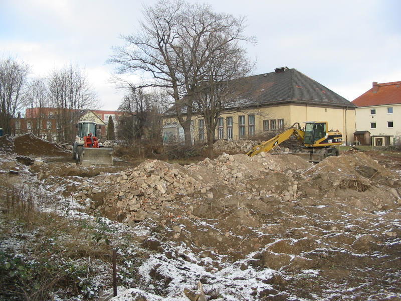 Neben dem Schloss (Foto: F. Philipp)