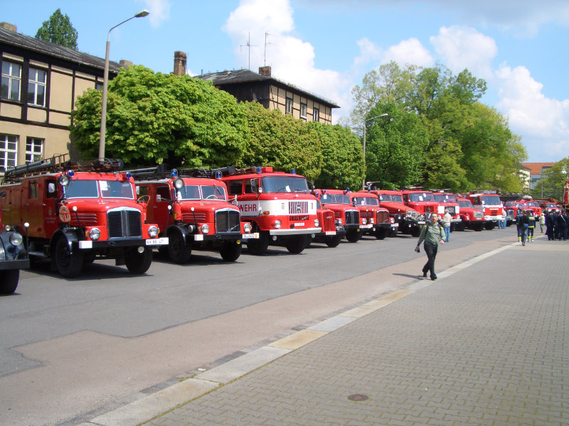 Aufstellung auf der Scharfenberger Straße