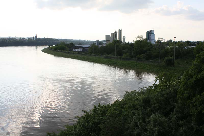 Elbbogen von der Flügelwegbrücke Richtung Kaditz