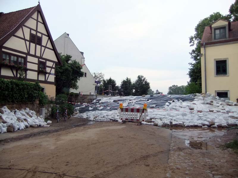 Der Damm hält auch an der Lindenschänke