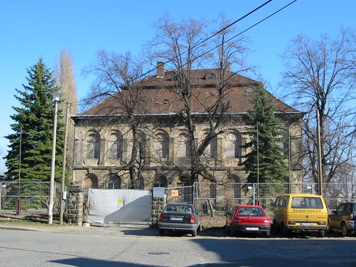 Schloss im Februar 2003 (Foto: F. Philipp)