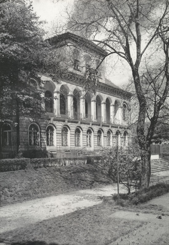 1957 - Das Schloss von der Parkseite (Foto: Günther Heidisch-Becker)